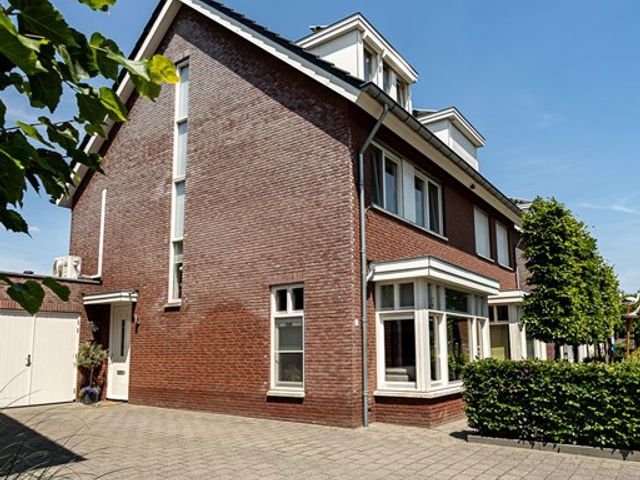 De Tuier 5, Groesbeek