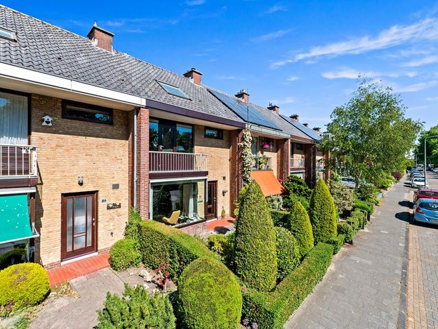 Lijsterlaan 84, Maassluis