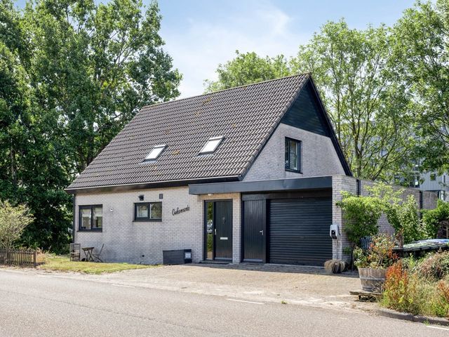 Hondsdijk 30, Koudekerk aan den Rijn