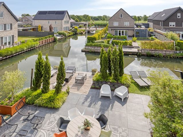 Turfsteker 6, Veenendaal