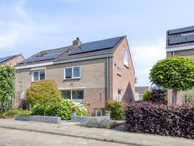 Dahliastraat 23, Rhenen