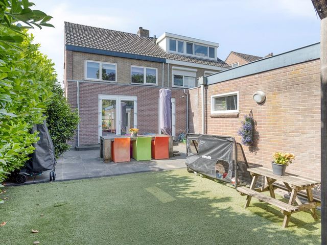 Dahliastraat 23, Rhenen
