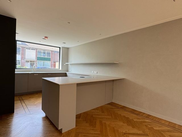 Sint Urbanusstraat 32, Amstelveen