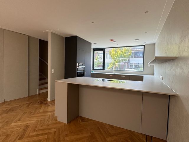 Sint Urbanusstraat 32, Amstelveen