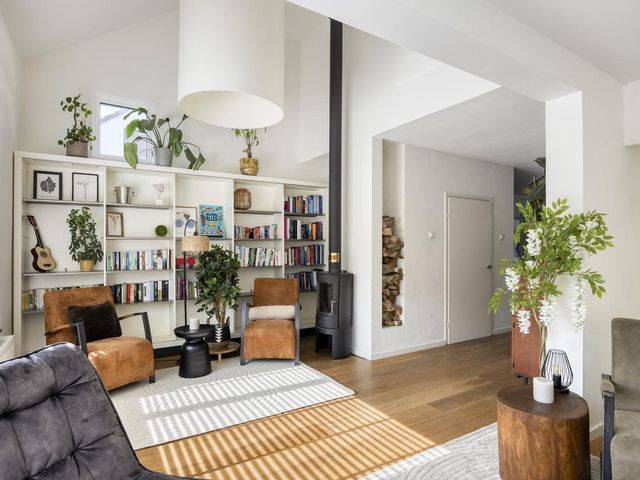 Johan Frisostraat 9, Cadier En Keer