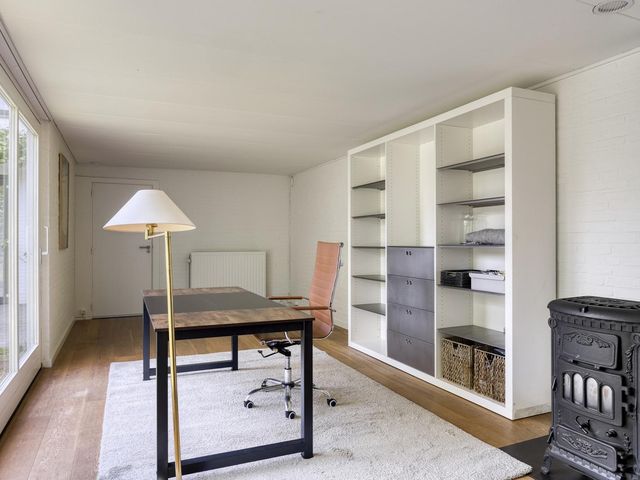 Johan Frisostraat 9, Cadier En Keer