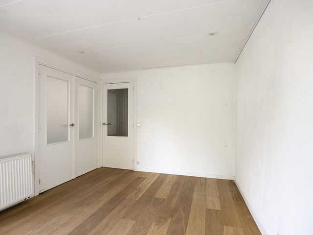 Johan Frisostraat 9, Cadier En Keer