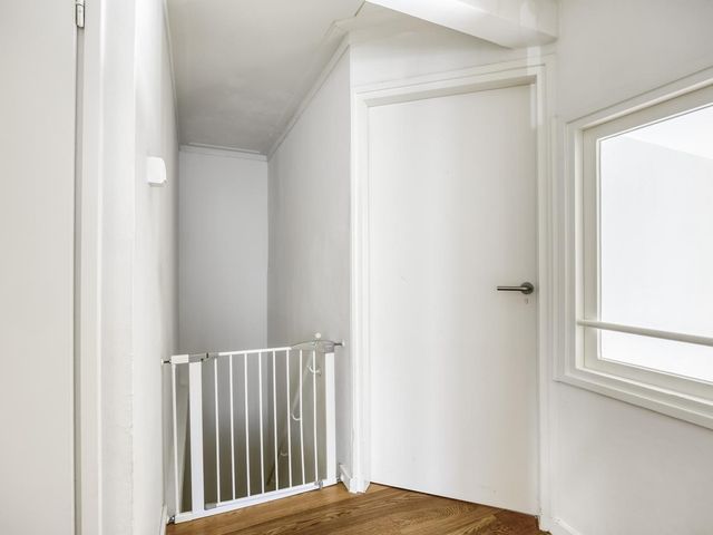 Johan Frisostraat 9, Cadier En Keer