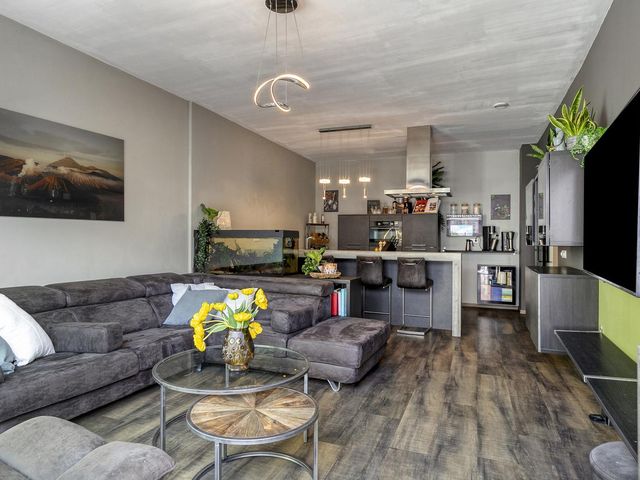 Oost Achterweg 15, Oude-Tonge