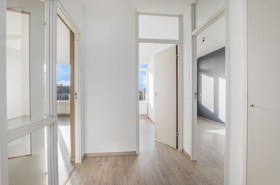 Witte de Withstraat 81
