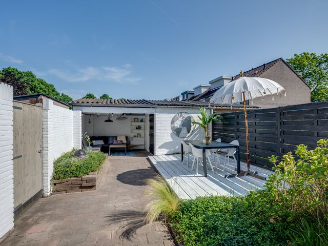 Wouwerbroek 76, Rijen
