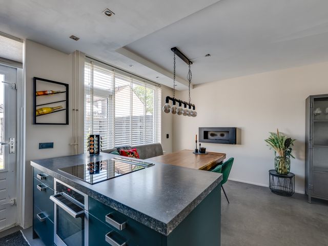 Wouwerbroek 76, Rijen
