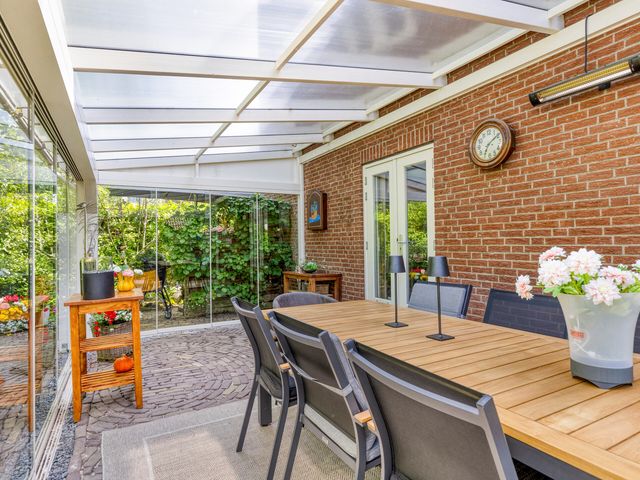 Slingehof 38, Ridderkerk