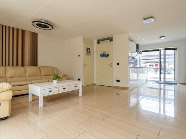 Hollandiastraat 36, Almere