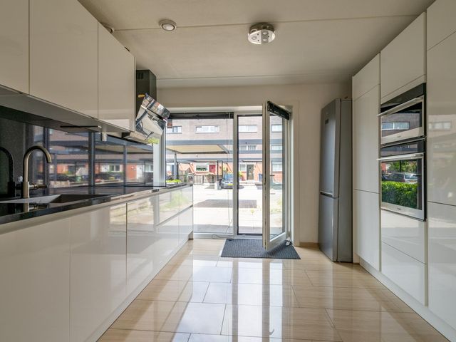 Hollandiastraat 36, Almere