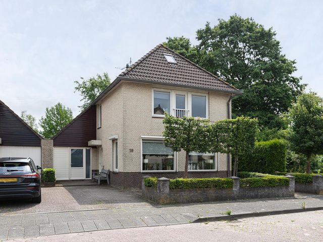Beugelaar 19, Sliedrecht