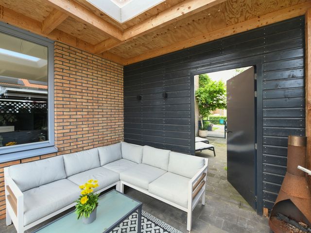 L.A. Braakstraat 1, Aalsmeer