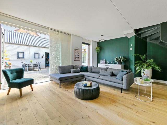 L.A. Braakstraat 1, Aalsmeer