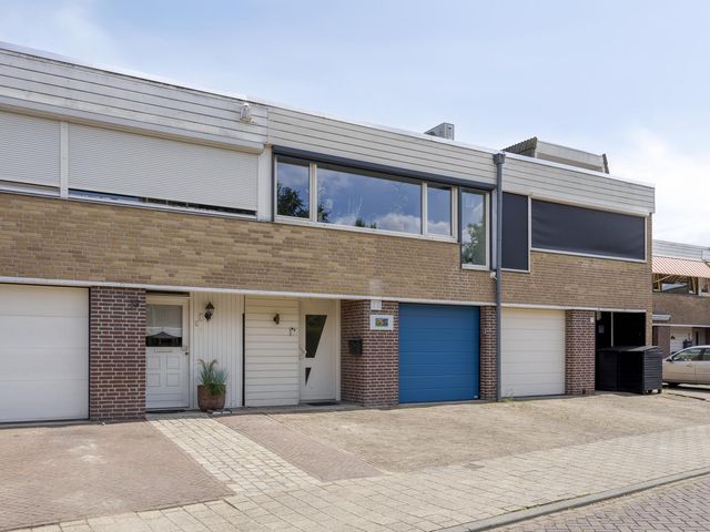 Wilgenlaan 75, Etten-Leur