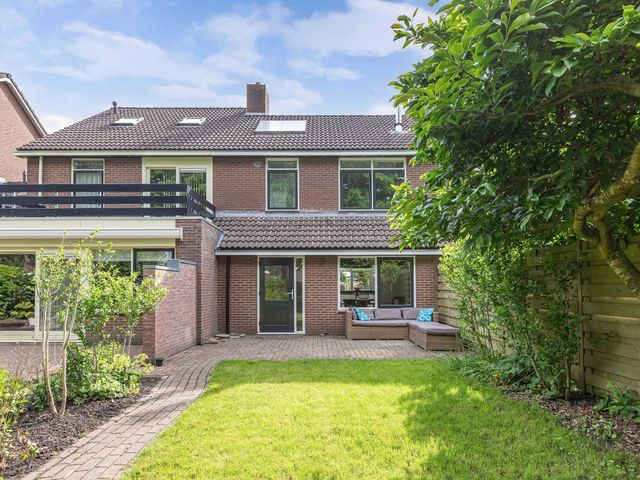 Oostercluft 22, Steenwijk