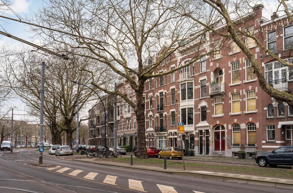 Mathenesserlaan 351F
