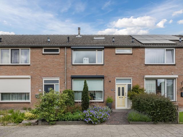 Schubertstraat 24, Terneuzen