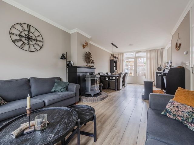 Schubertstraat 24, Terneuzen