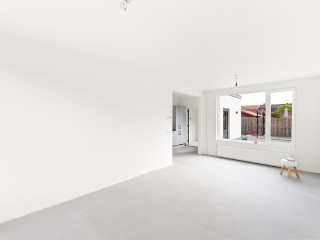 dr. Leenhoutsstraat 42, Hoek