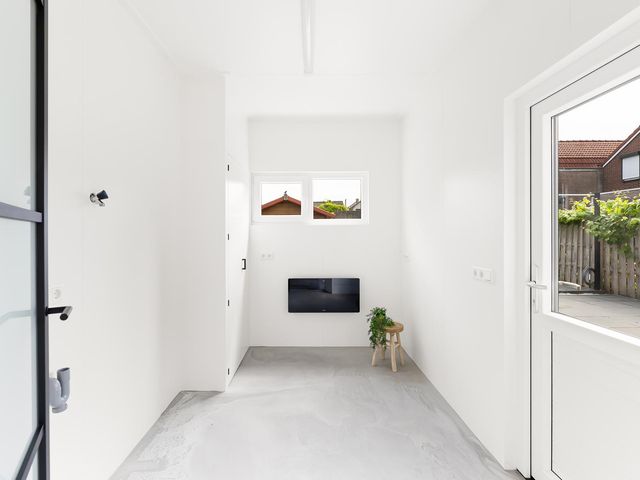 dr. Leenhoutsstraat 42, Hoek