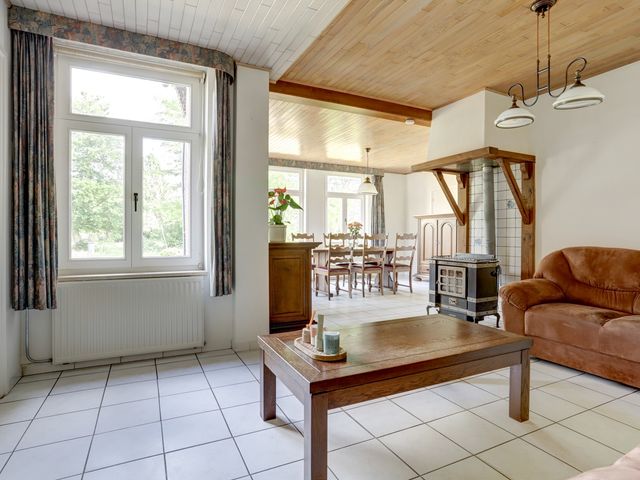 Broekenseind 2, Hoogeloon