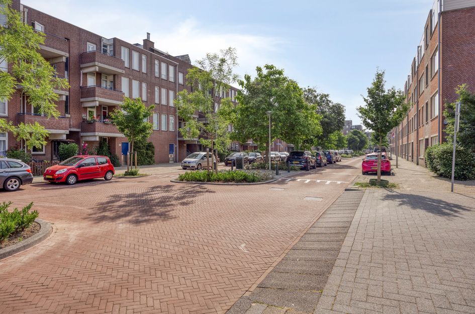 Gerrit van der Veenlaan 233