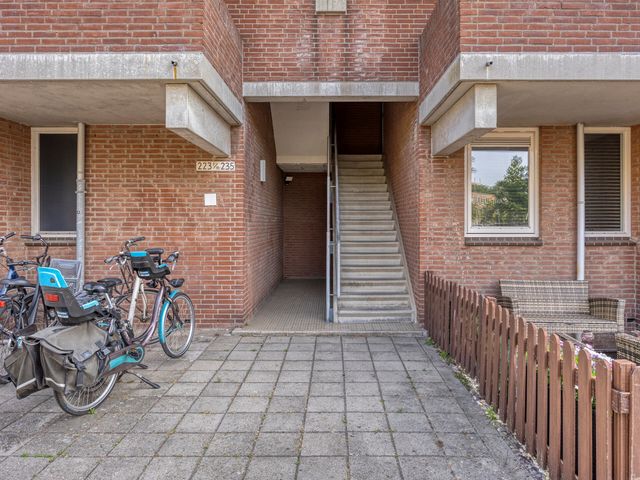 Gerrit van der Veenlaan 233, Den Haag