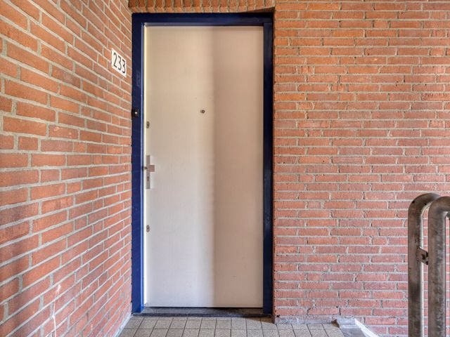 Gerrit van der Veenlaan 233, Den Haag