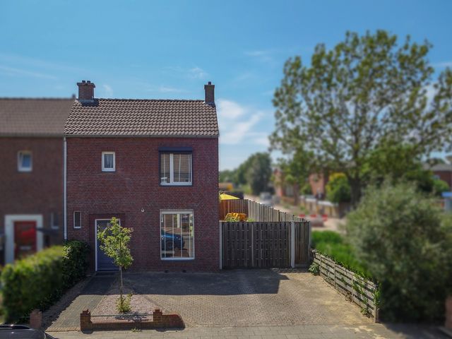 Marijkestraat 45, Landgraaf