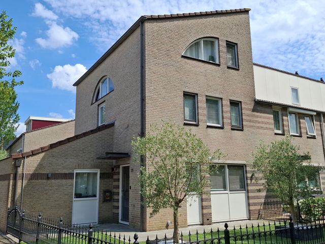 Lelieberg 28, Roosendaal