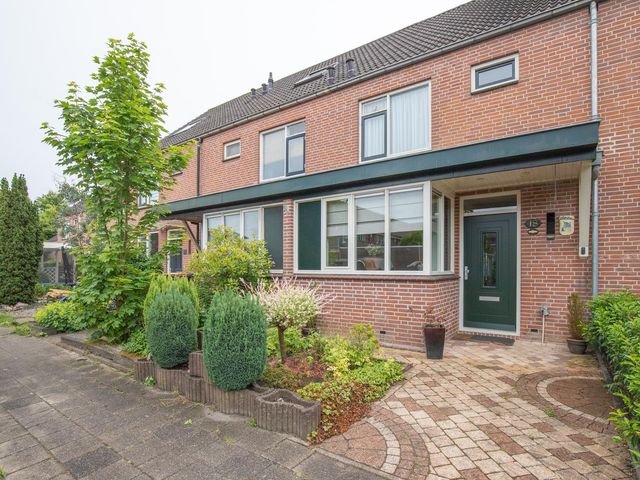 Laan van Blotenburg 18, Woudenberg