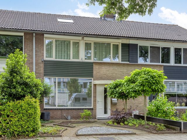 Johanna van Burenlaan 217, Oldenzaal