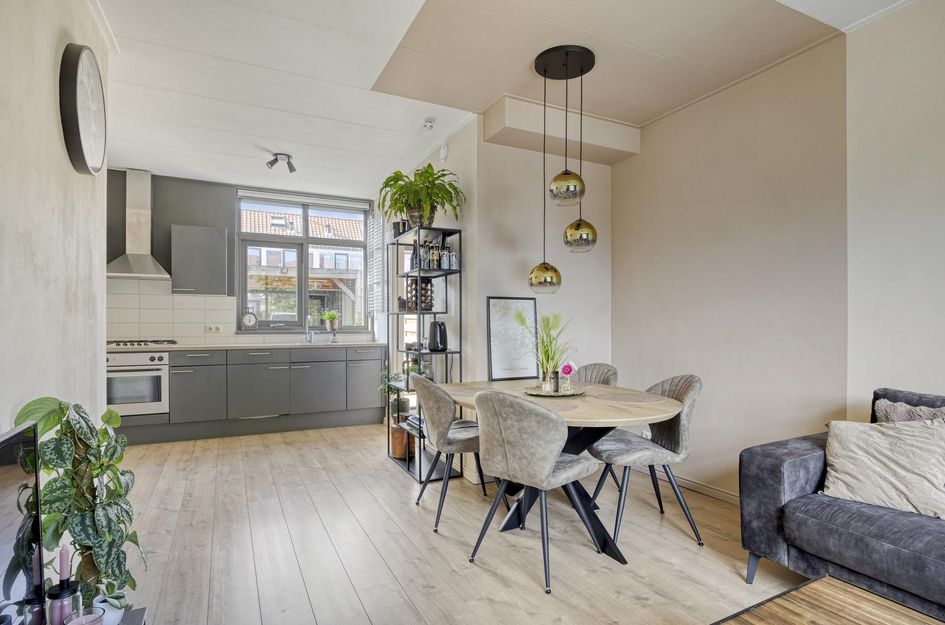 Westlandstraat 25