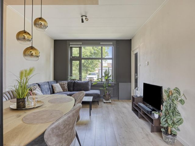 Westlandstraat 25, Naaldwijk
