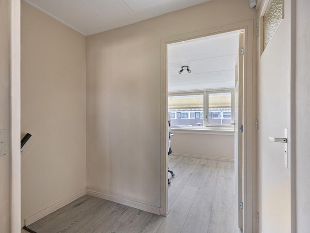 Westlandstraat 25, Naaldwijk