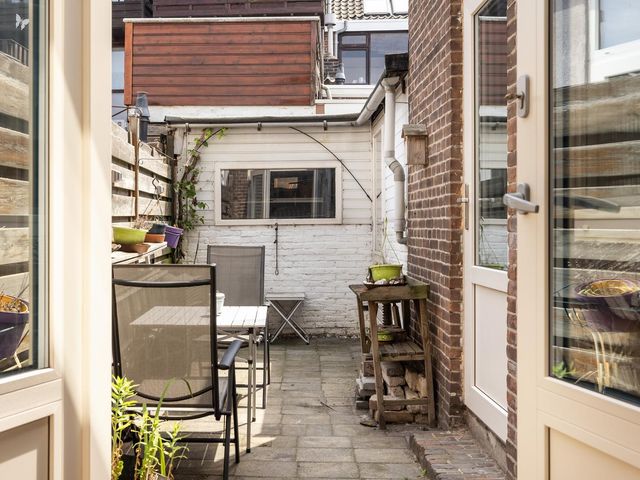 Jacob Catsstraat 90, Dordrecht