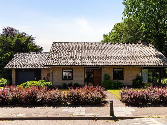 Mozartstraat 1, Eerbeek