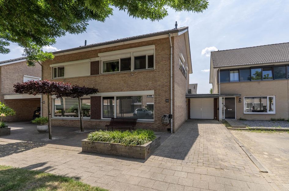 Rosa Manusstraat 44