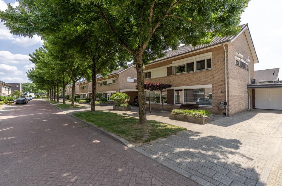 Rosa Manusstraat 44