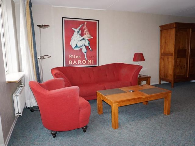 Lisserdijk 96A, Buitenkaag