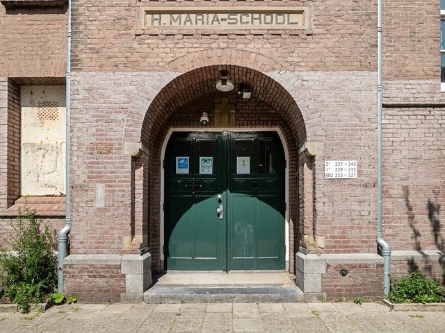 Stortenbekerstraat 233, 's-Gravenhage