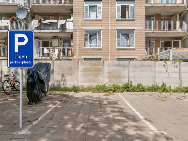 Stortenbekerstraat 235, 's-Gravenhage