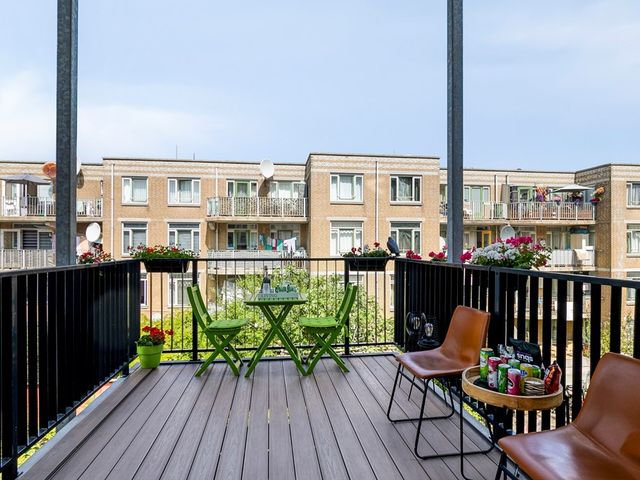Stortenbekerstraat 235, 's-Gravenhage