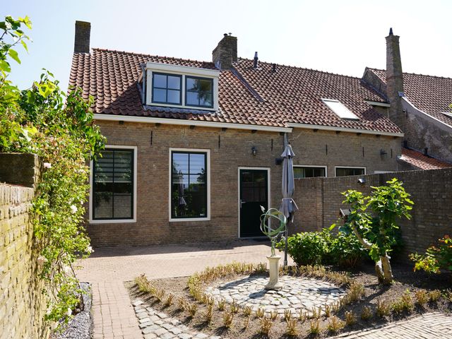 Haven 5, Sluis