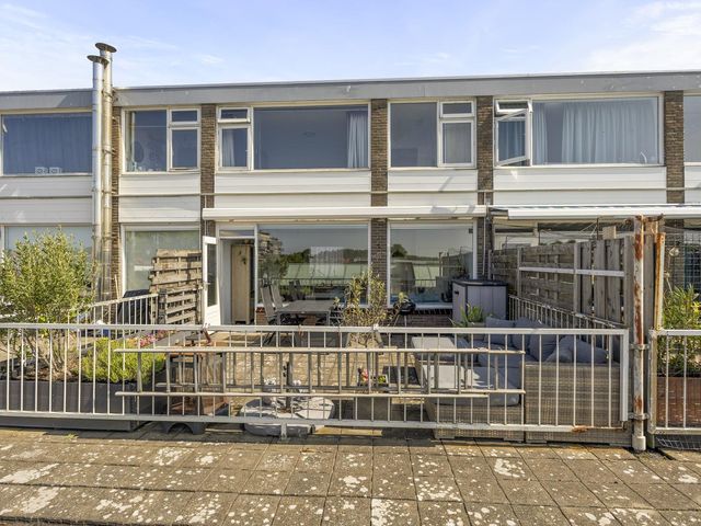 Zoomstraat 8, Den Helder